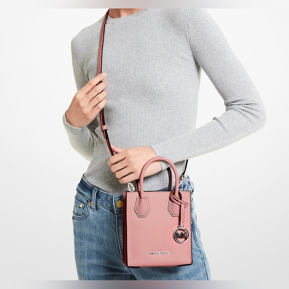 Michael Kors Bag NEW Mercer Extra-Small Pebbled Leather Crossbody Bag - Picture 3 of 4